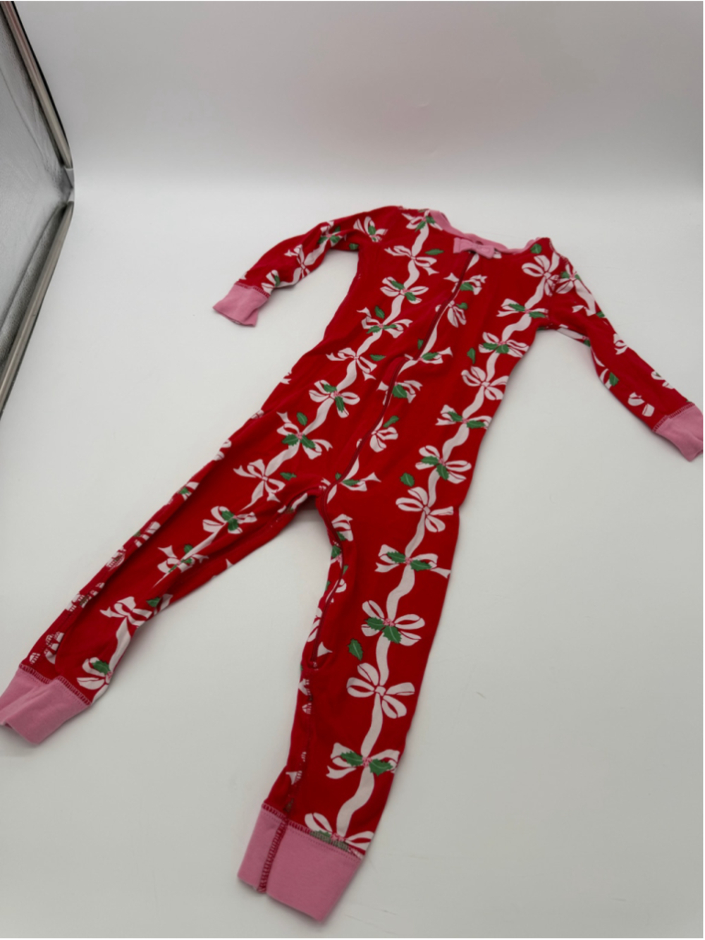The Beaufort Bonnet Company Pajamas 3T Red Pink Bow Print